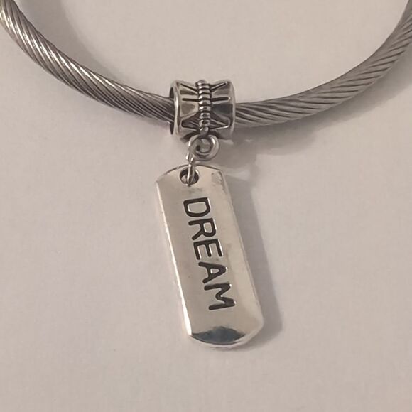 Silver Dream Dangle Charm‎ for Pandora Style Bracelet - Picture 1 of 4